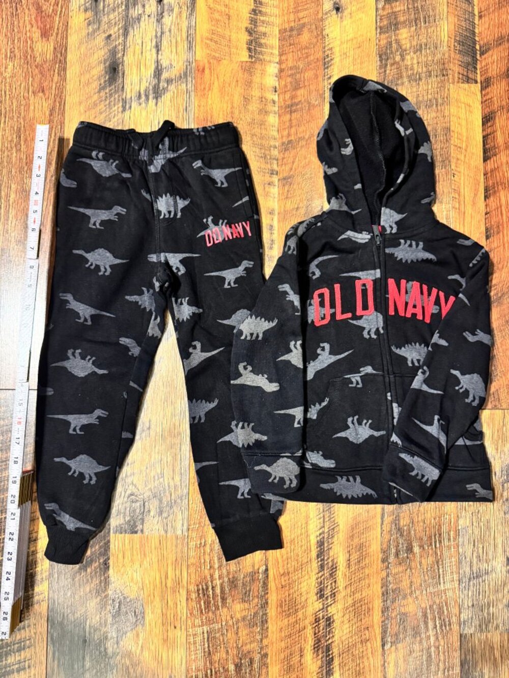 Boys Size 4T Clothing Bundle Old Navy & Baby Gap Dinosaur Hoodie Pants Shirt